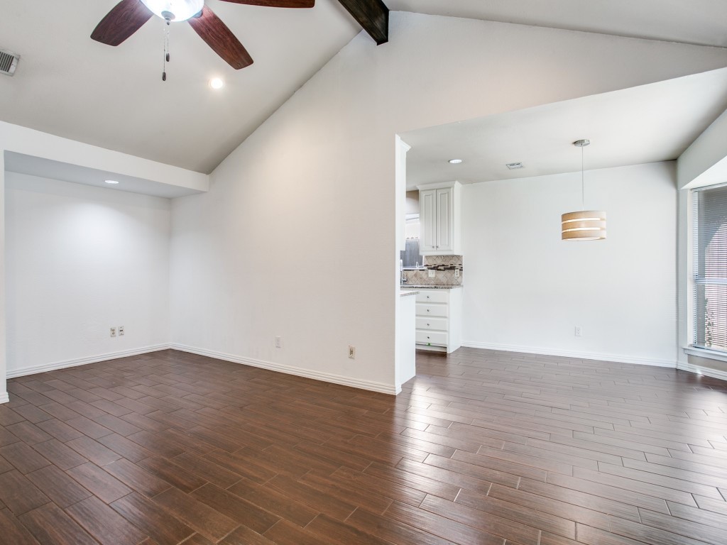 209 Ginger Lane Euless TX 76039