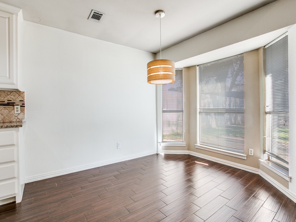 209 Ginger Lane Euless TX 76039