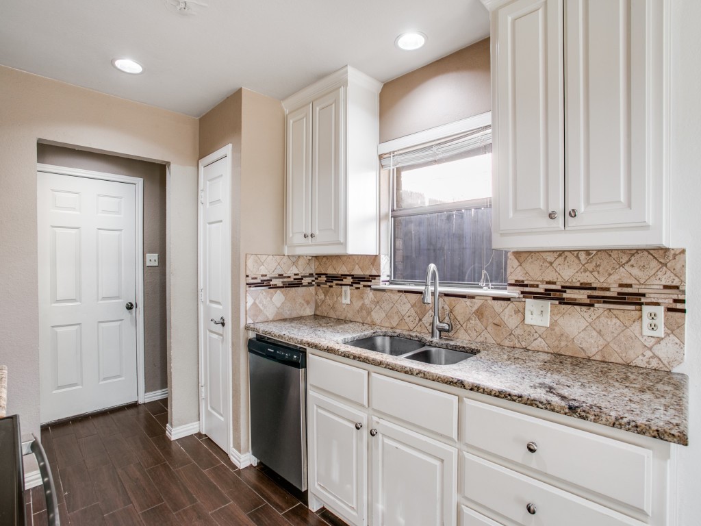 209 Ginger Lane Euless TX 76039