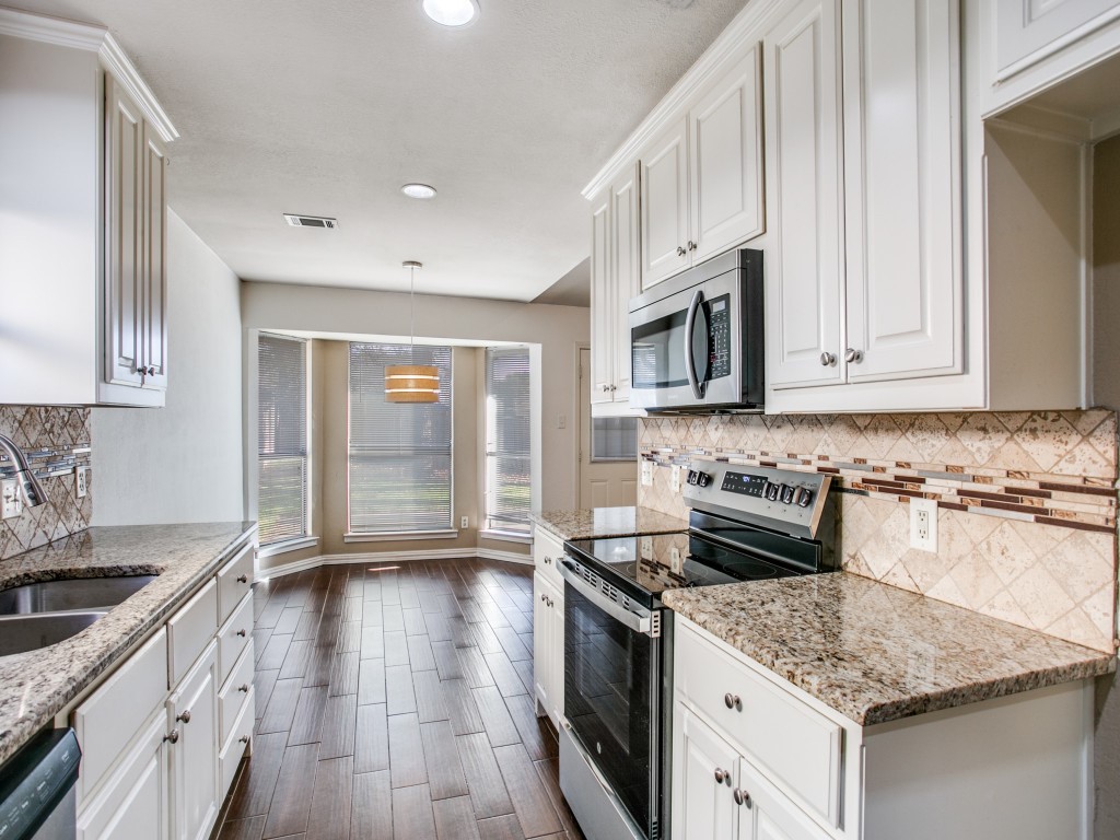 209 Ginger Lane Euless TX 76039