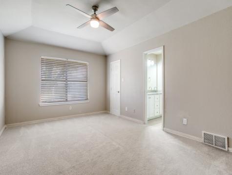 209 Ginger Lane Euless TX 76039