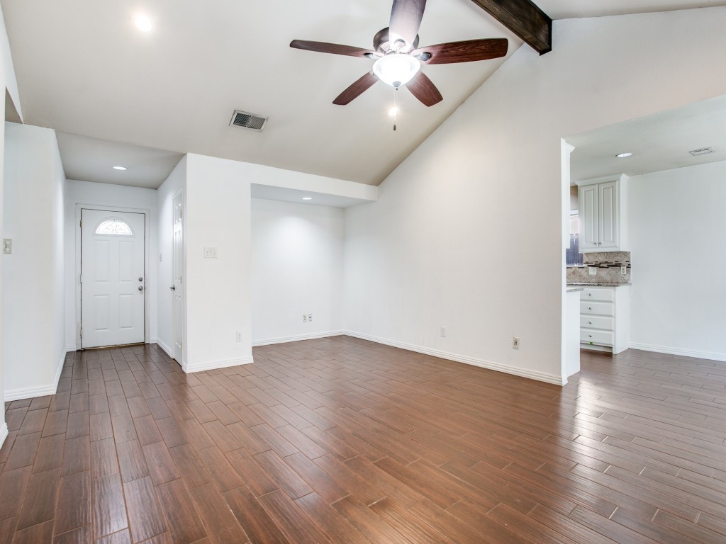 209 Ginger Lane Euless TX 76039