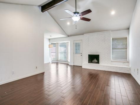 209 Ginger Lane Euless TX 76039