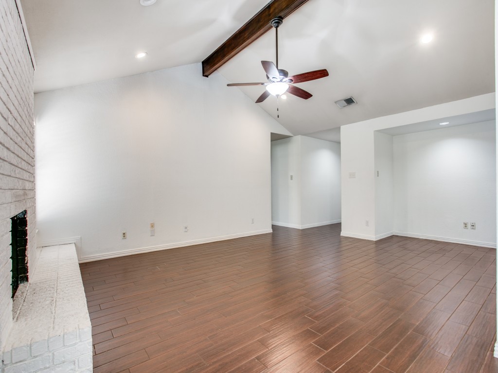 209 Ginger Lane Euless TX 76039