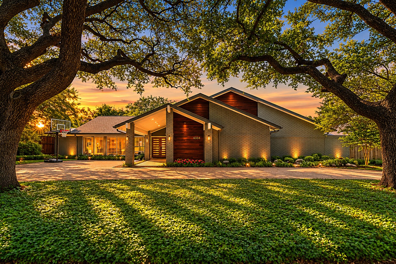 6334 Oakleaf Road Dallas TX 75248