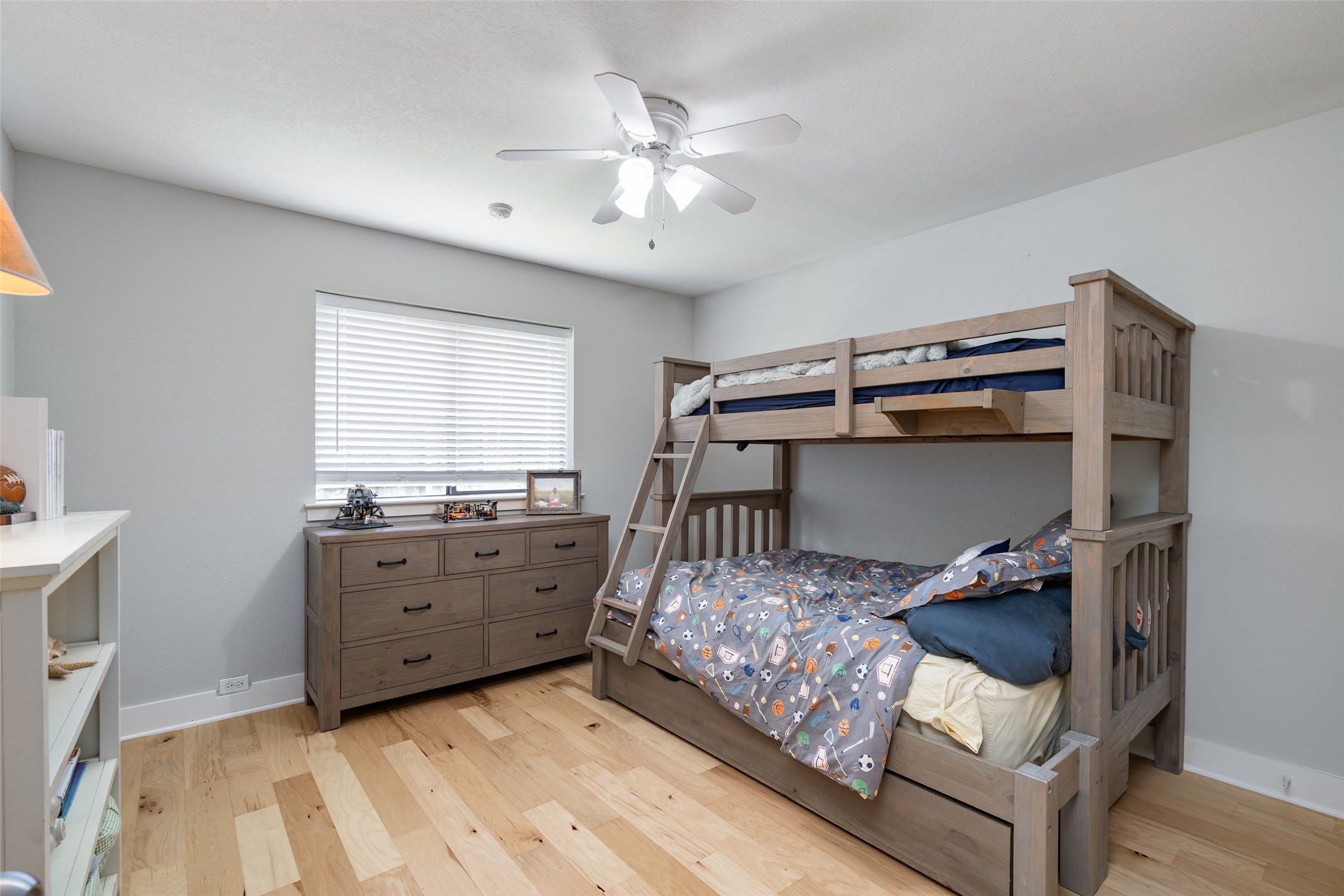 6334 Oakleaf Road Dallas TX 75248