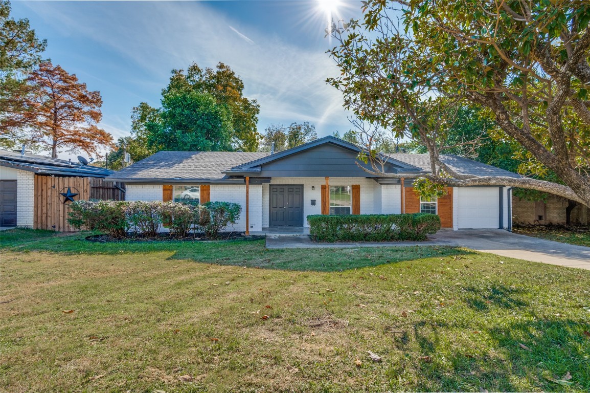 1726 Brooks Drive Arlington TX 76012