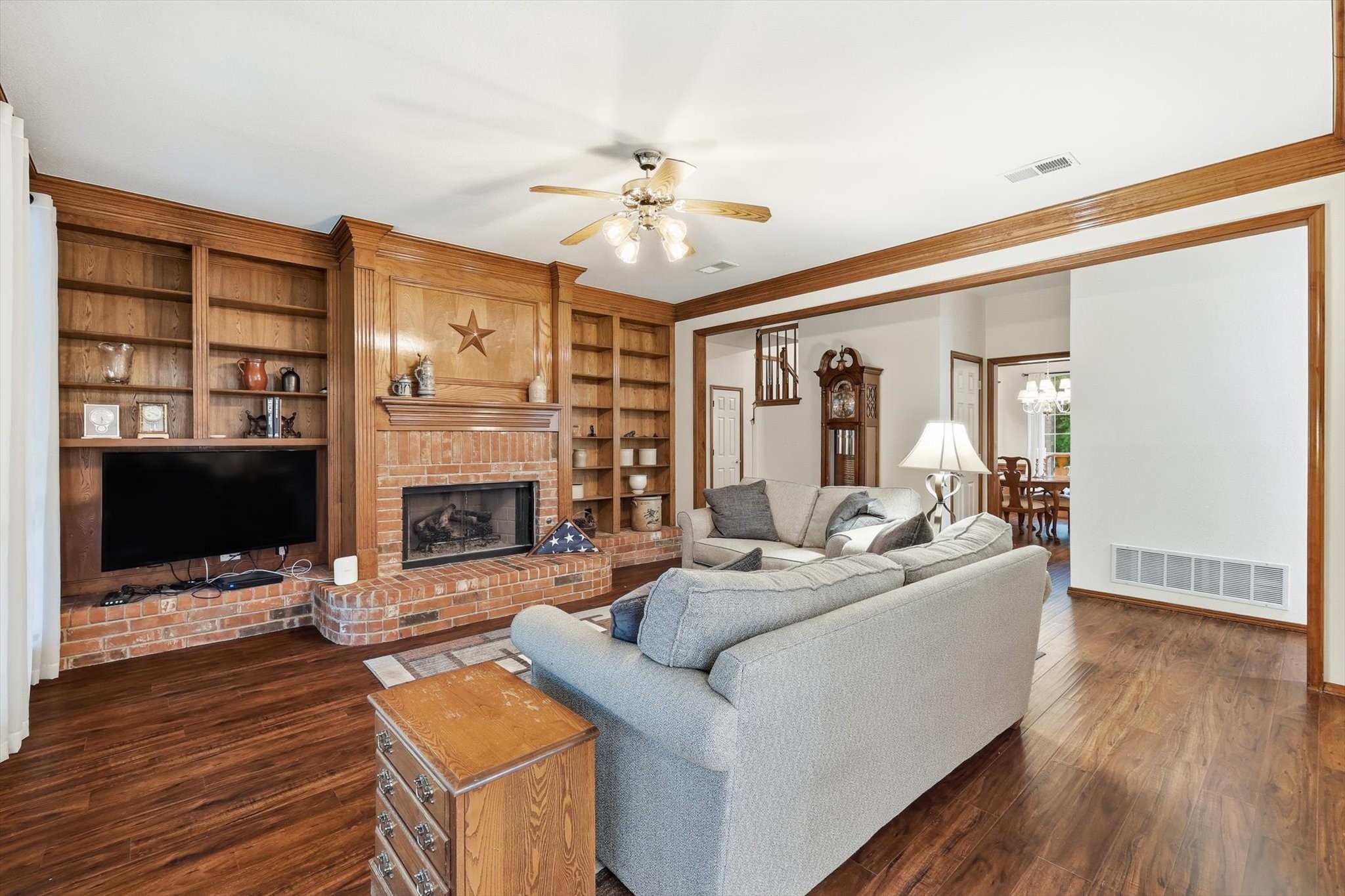 1424 Oakwood Court Flower Mound TX 75028