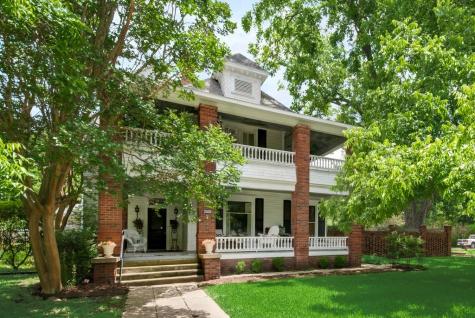 808 W Main Street Waxahachie TX 75165