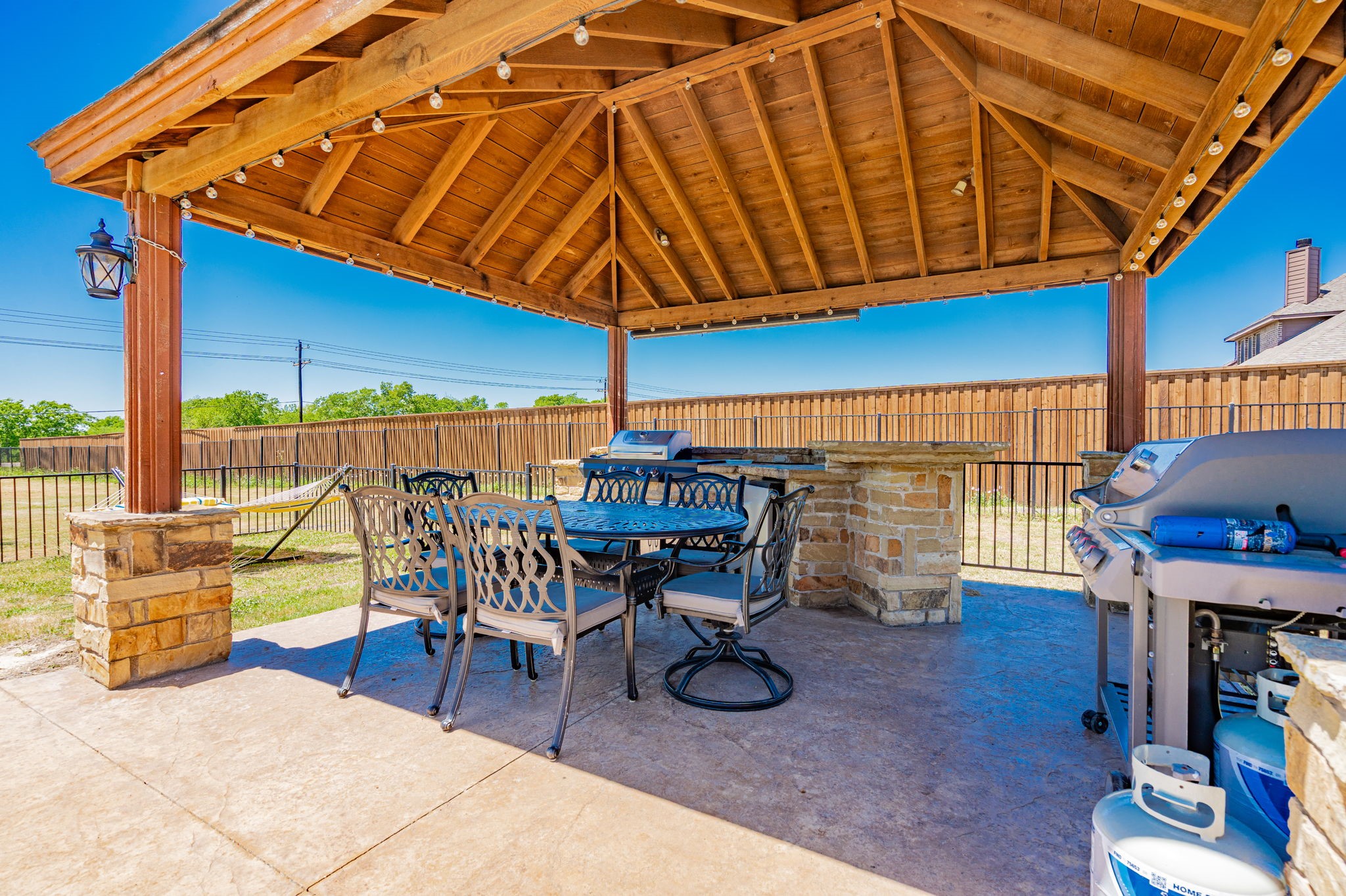 12176 Livingston Way Talty TX 75126