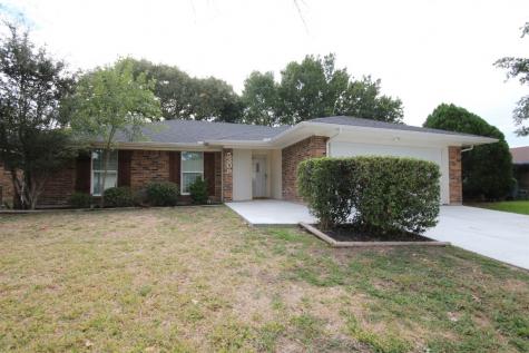 5309 Tamarack Court Arlington TX 76018