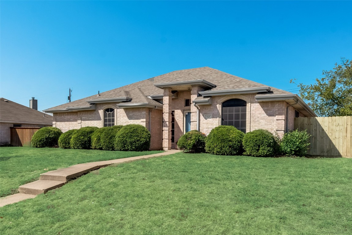 717 Kristi Lane Cedar Hill TX 75104