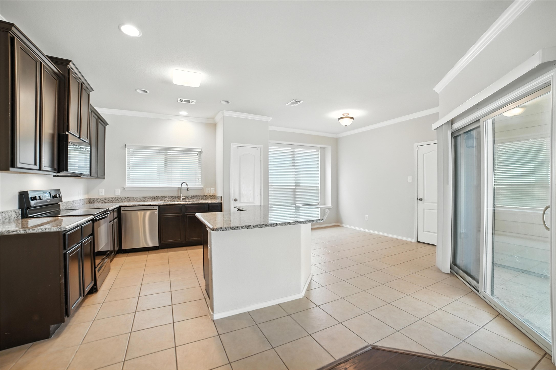 937 King George Lane Savannah TX 76227