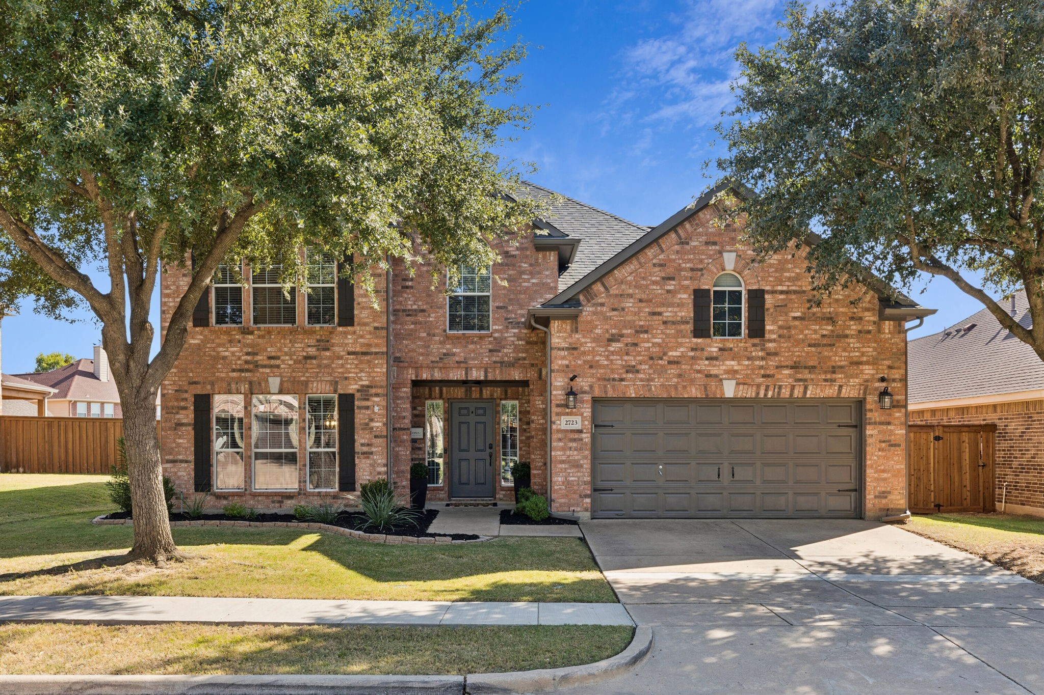 2723 Ferdinand Grand Prairie TX 75054