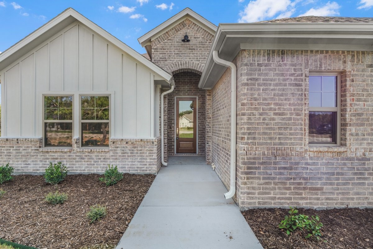 145 Tobiano Trace Brock TX 76087
