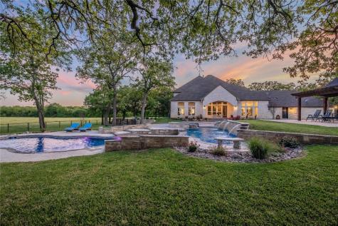 1800 Shady Grove Road Weatherford TX 76088