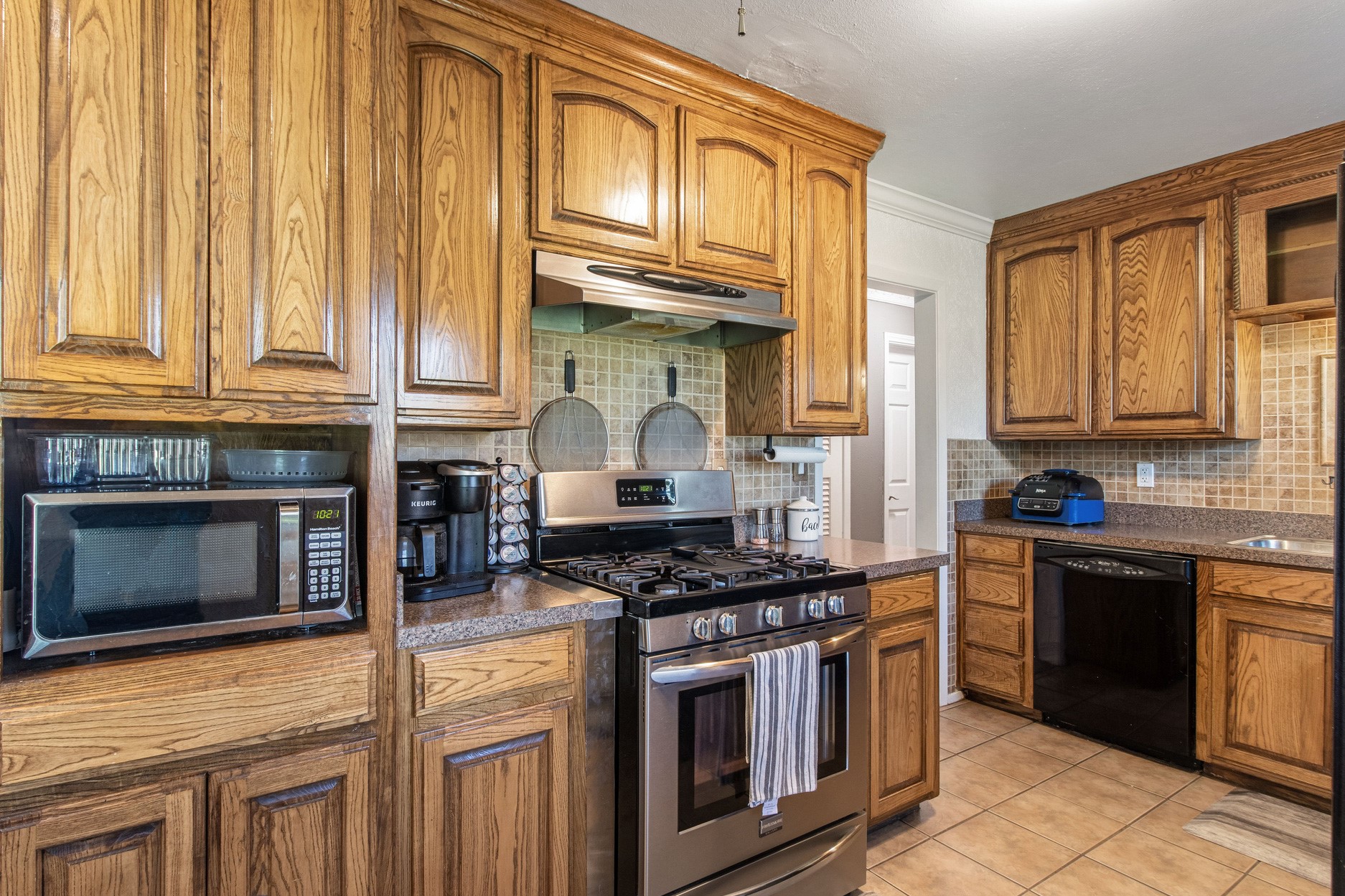1616 Grantland Circle Fort Worth TX 76112