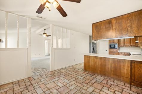 706 Tahiti Drive Granbury TX 76048