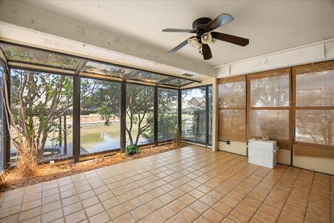 706 Tahiti Drive Granbury TX 76048