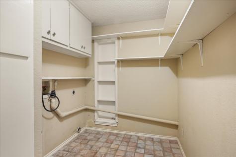 706 Tahiti Drive Granbury TX 76048