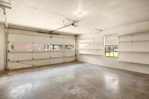 706 Tahiti Drive Granbury TX 76048