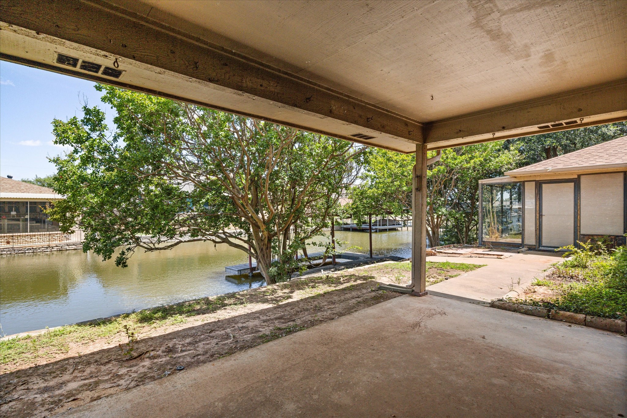 706 Tahiti Drive Granbury TX 76048