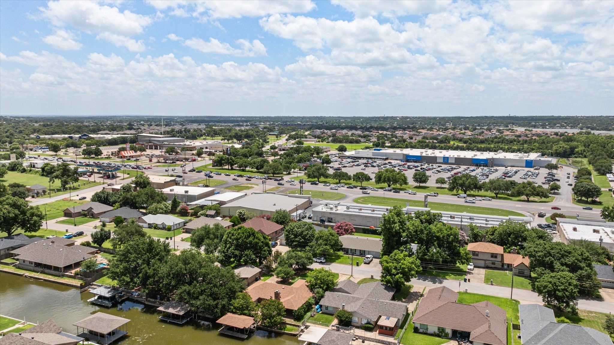 706 Tahiti Drive Granbury TX 76048