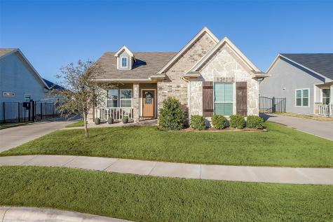 1524 Grace Anne Court Burleson TX 76028