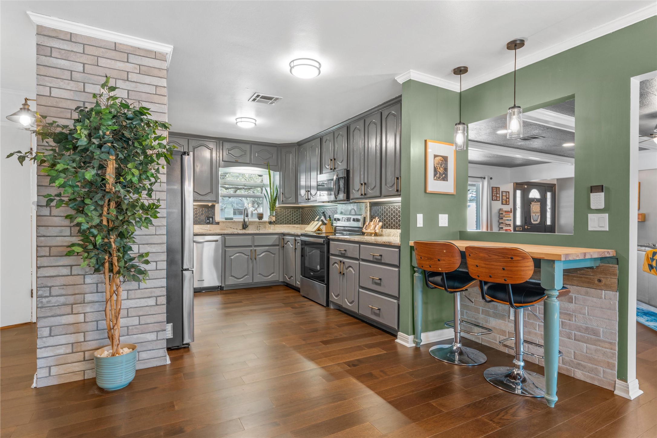 2717 Wooded Acres Drive Waco TX 76710