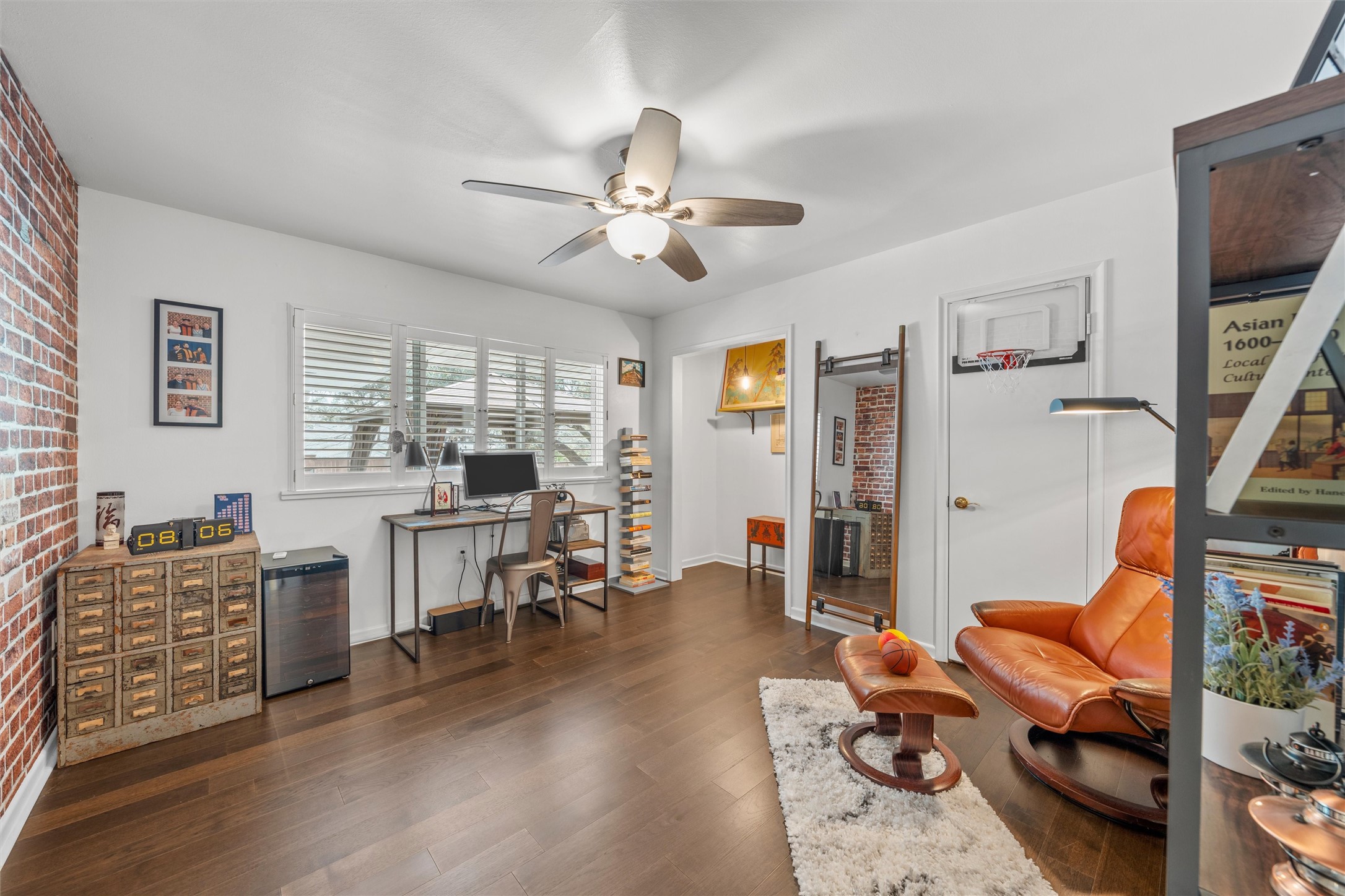 2717 Wooded Acres Drive Waco TX 76710