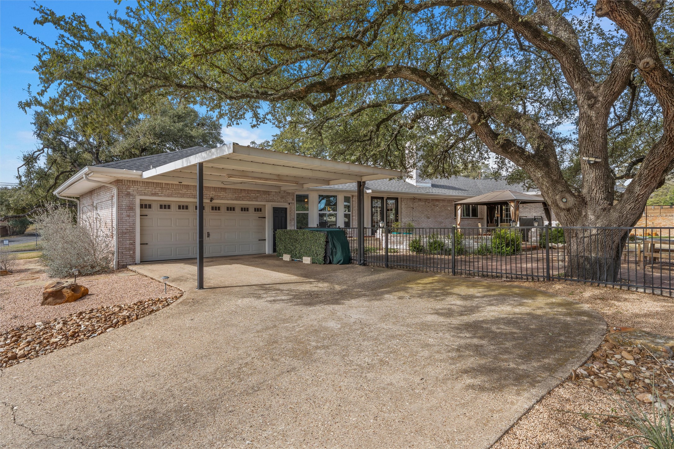 2717 Wooded Acres Drive Waco TX 76710