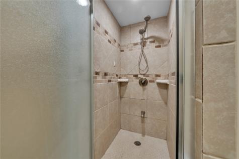 925 Jennings Lane Azle TX 76020
