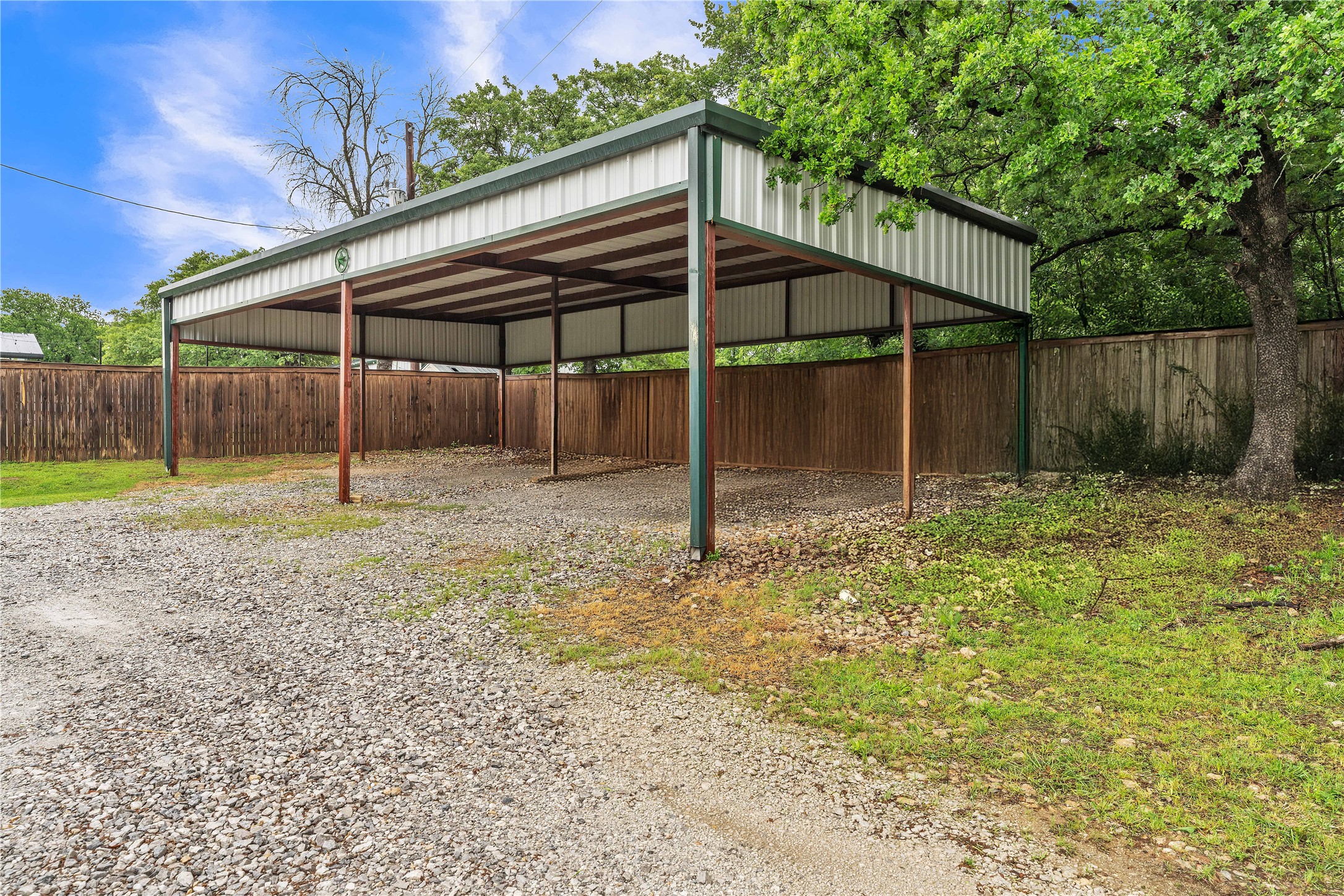 925 Jennings Lane Azle TX 76020