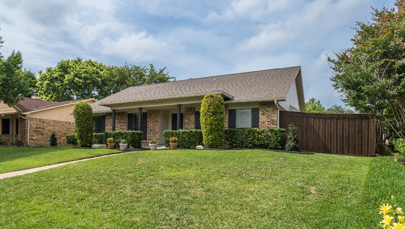 1217 Baxter Drive Plano TX 75025