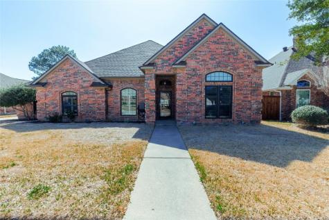 2513 Fox Glenn Circle Bedford TX 76021