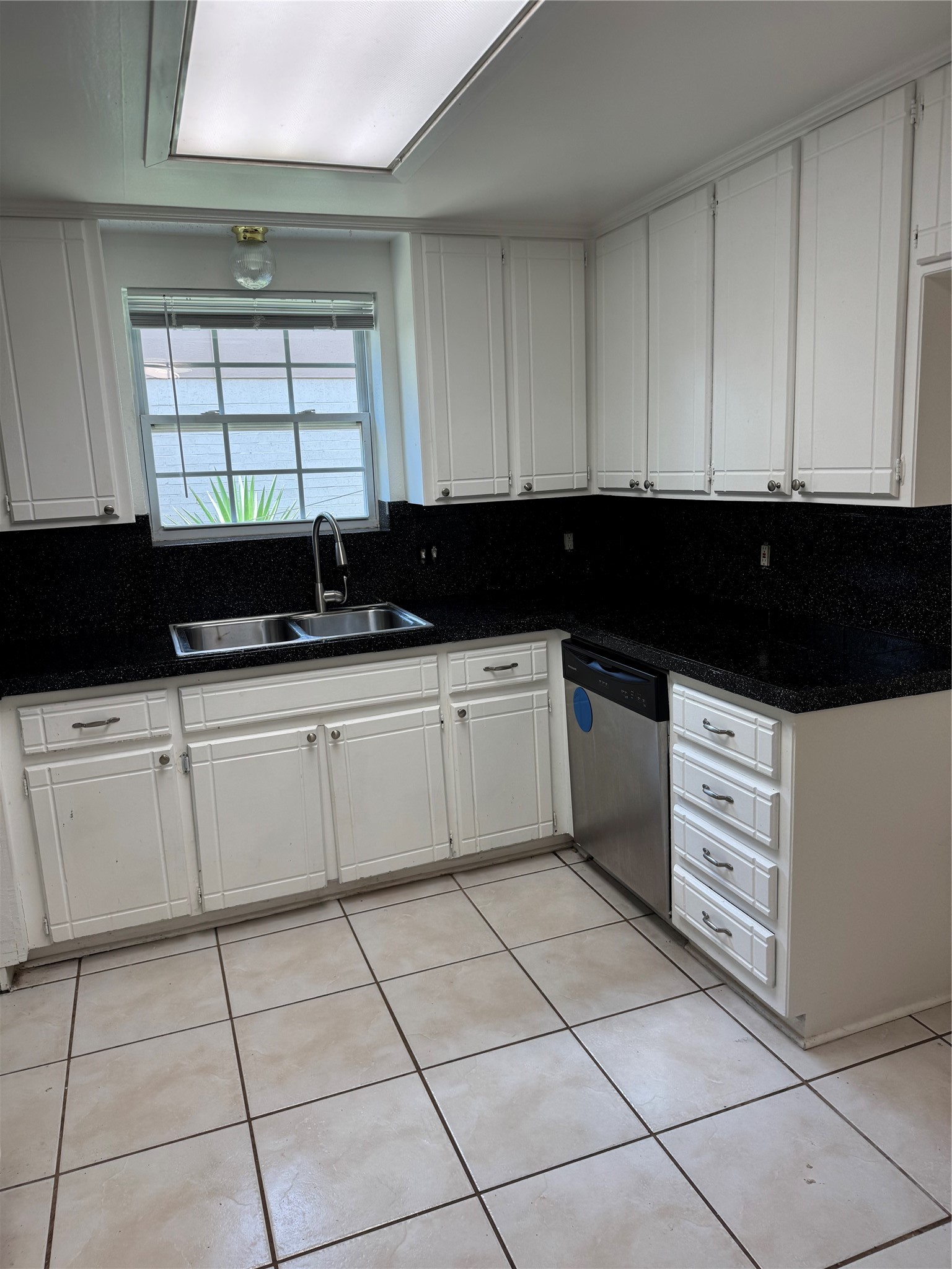 5604 Atlantis Terrace Arlington TX 76016