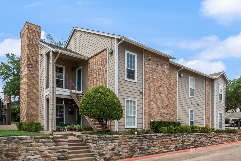 8600 Coppertowne Lane Dallas TX 75243