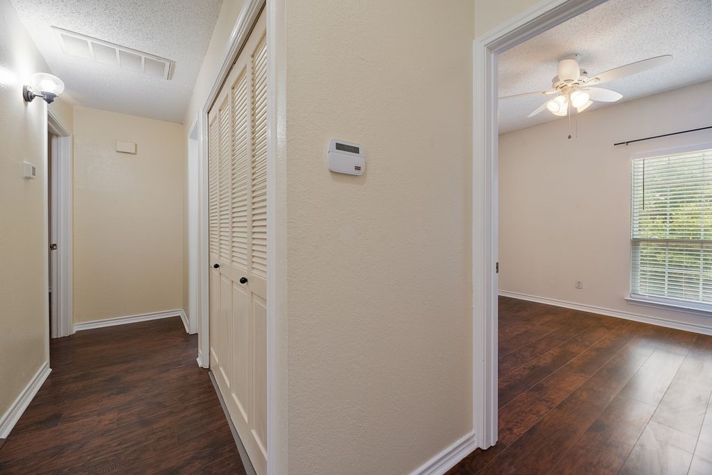 8600 Coppertowne Lane Dallas TX 75243