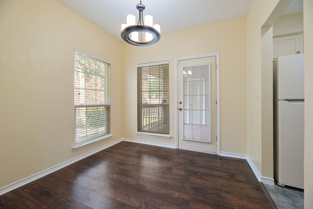 8600 Coppertowne Lane Dallas TX 75243