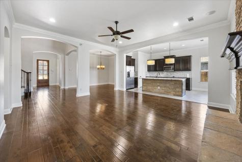 134 Pinewood Avenue Red Oak TX 75154