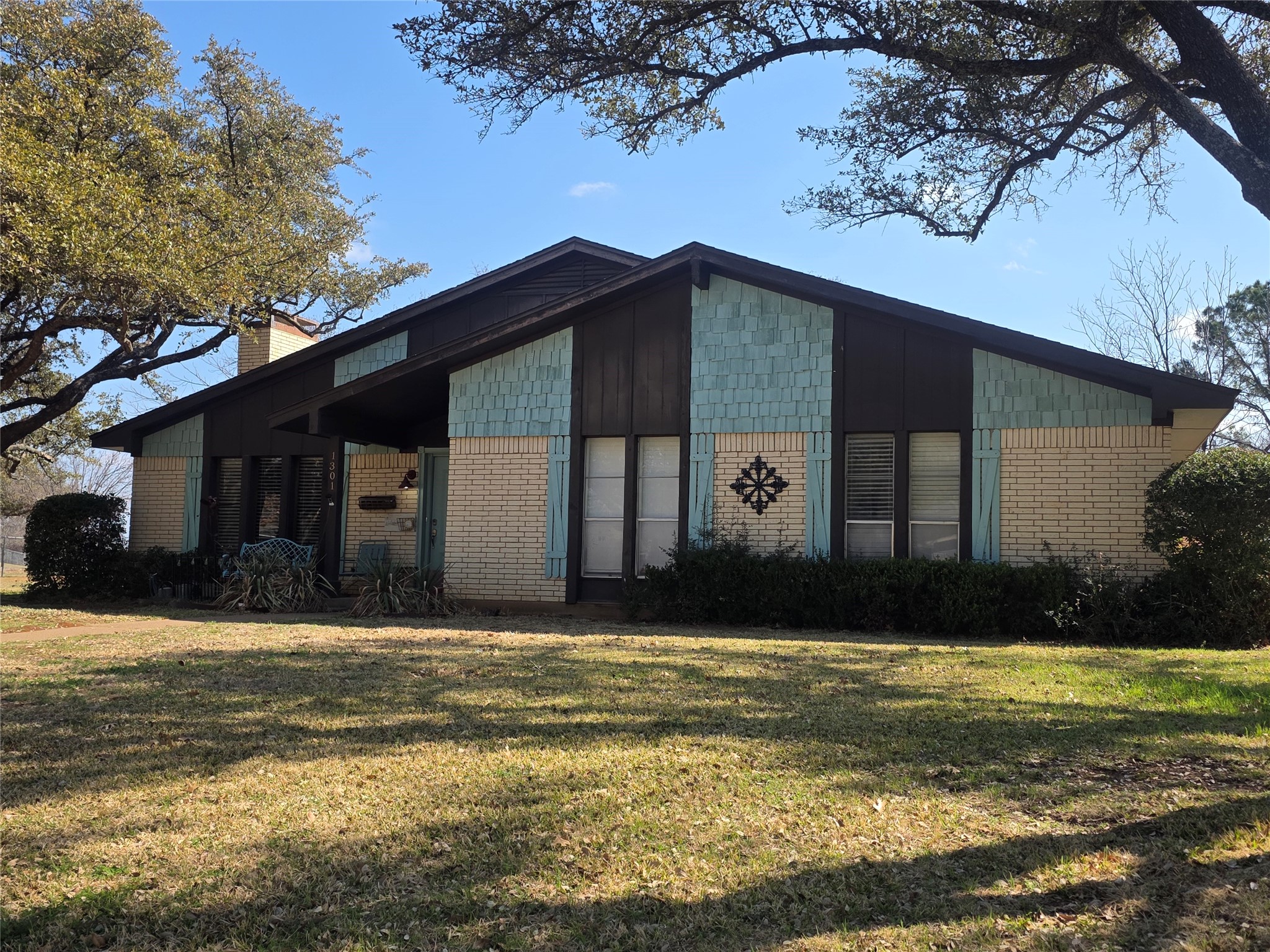 1301 Cliff Drive Graham TX 76450