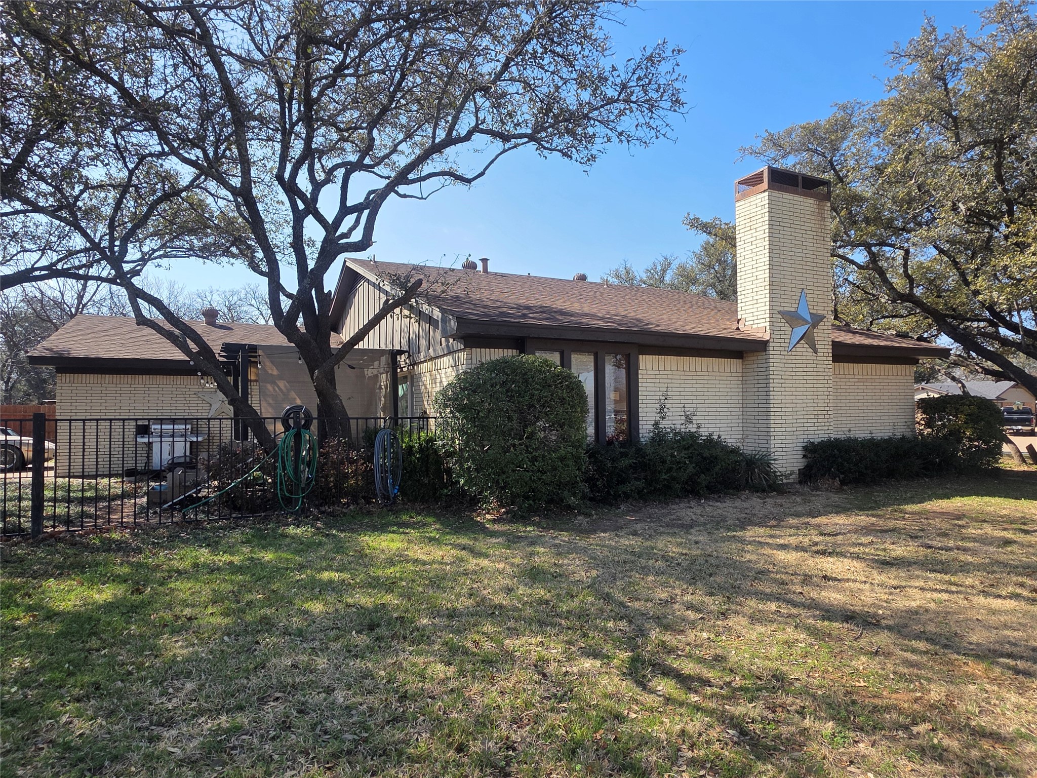 1301 Cliff Drive Graham TX 76450