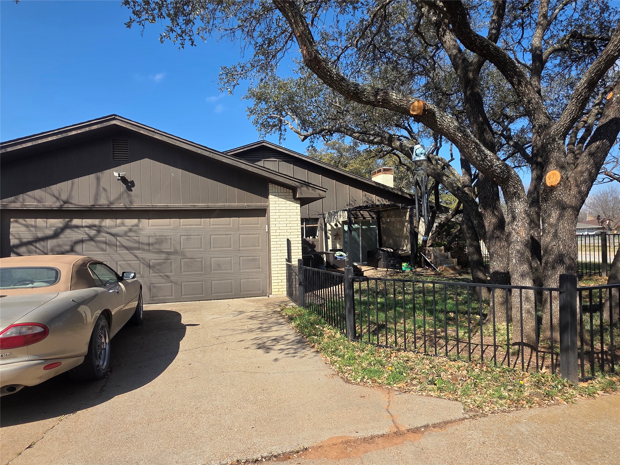 1301 Cliff Drive Graham TX 76450