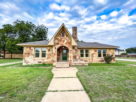 107 N Avenue C Haskell TX 79521