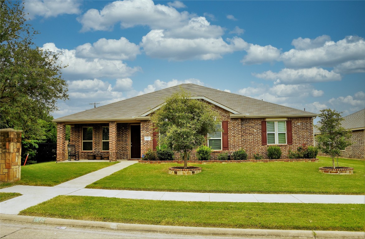 900 Bluebonnet Drive Desoto TX 75115