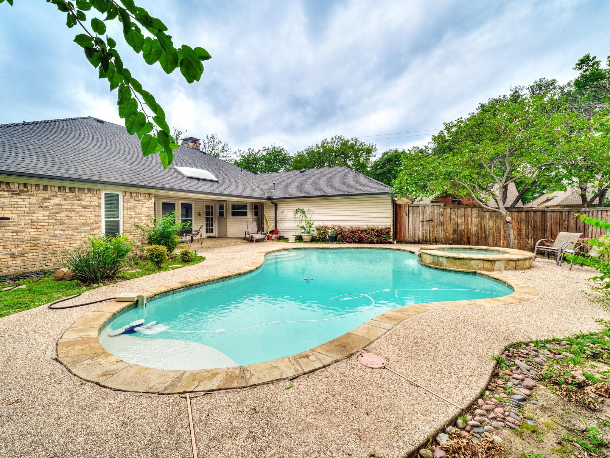 7315 Debbe Drive Dallas TX 75252
