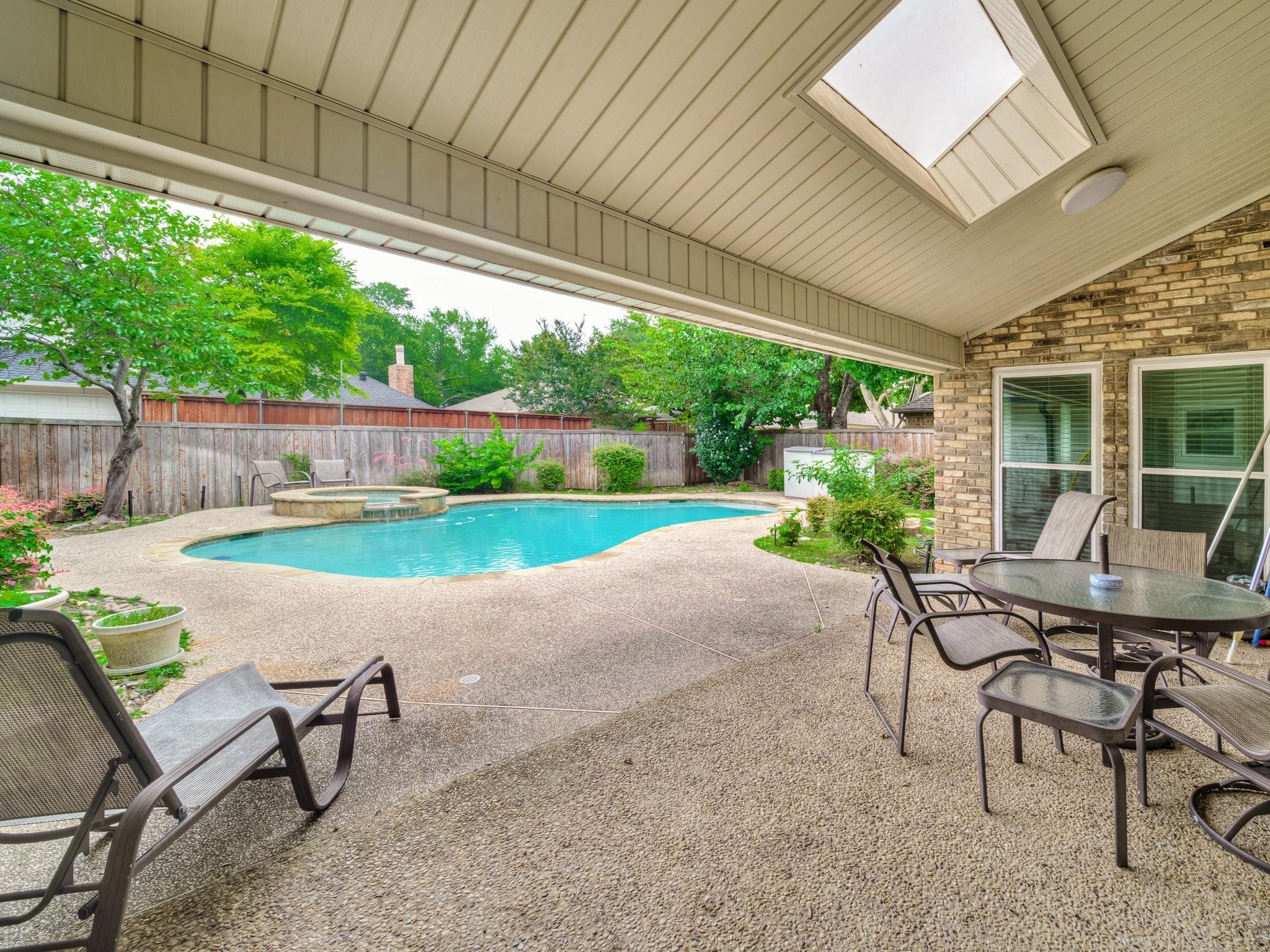 7315 Debbe Drive Dallas TX 75252