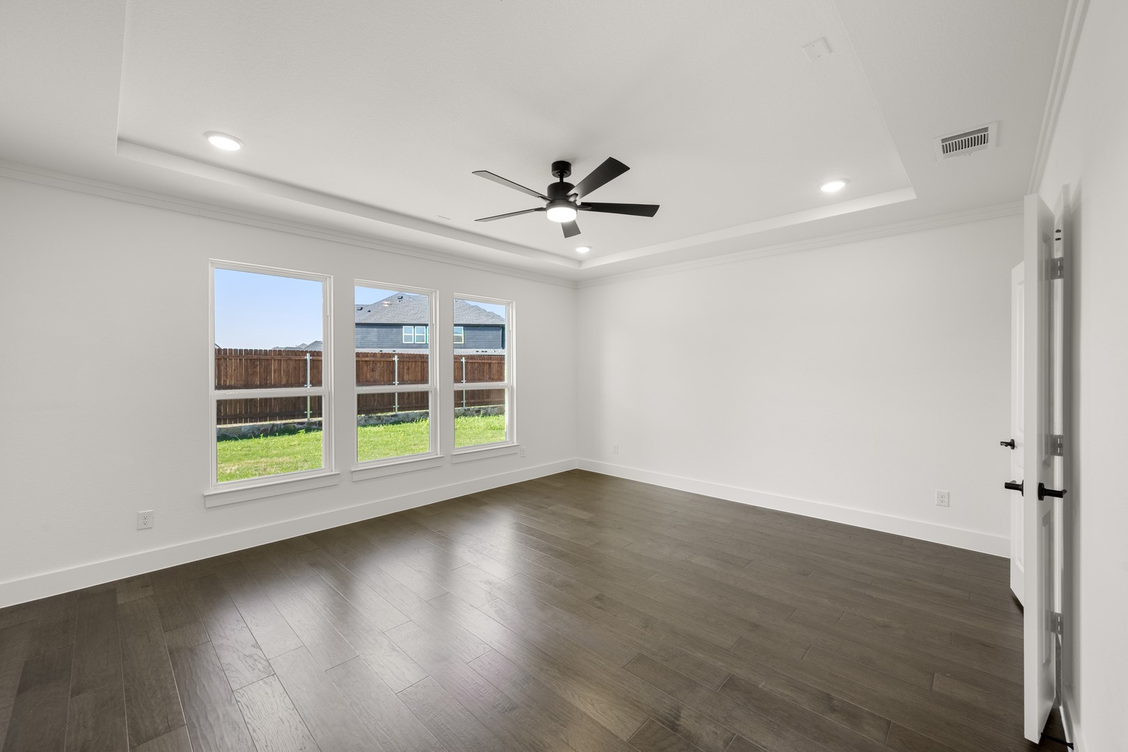 2544 Baypoint Drive Grand Prairie TX 75054