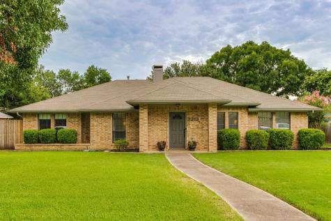 2213 Creekwood Court Flower Mound TX 75028
