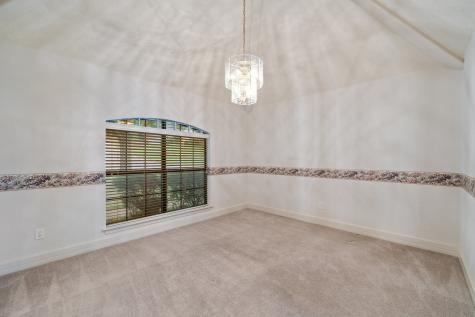 413 Lincoln Oaks Drive Burleson TX 76028